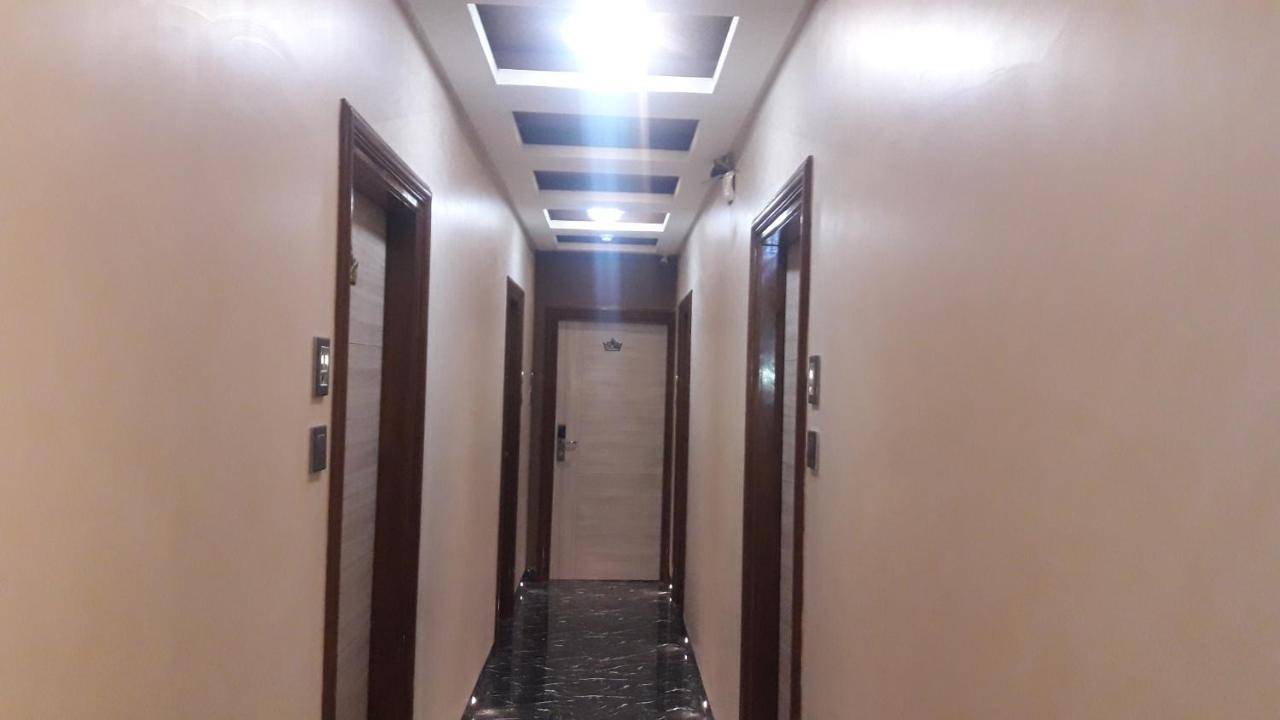 Hôtel Shine Hospitality à Bombay Extérieur photo