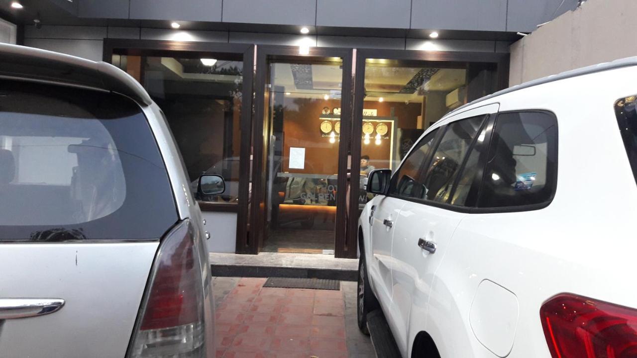 Hôtel Shine Hospitality à Bombay Extérieur photo